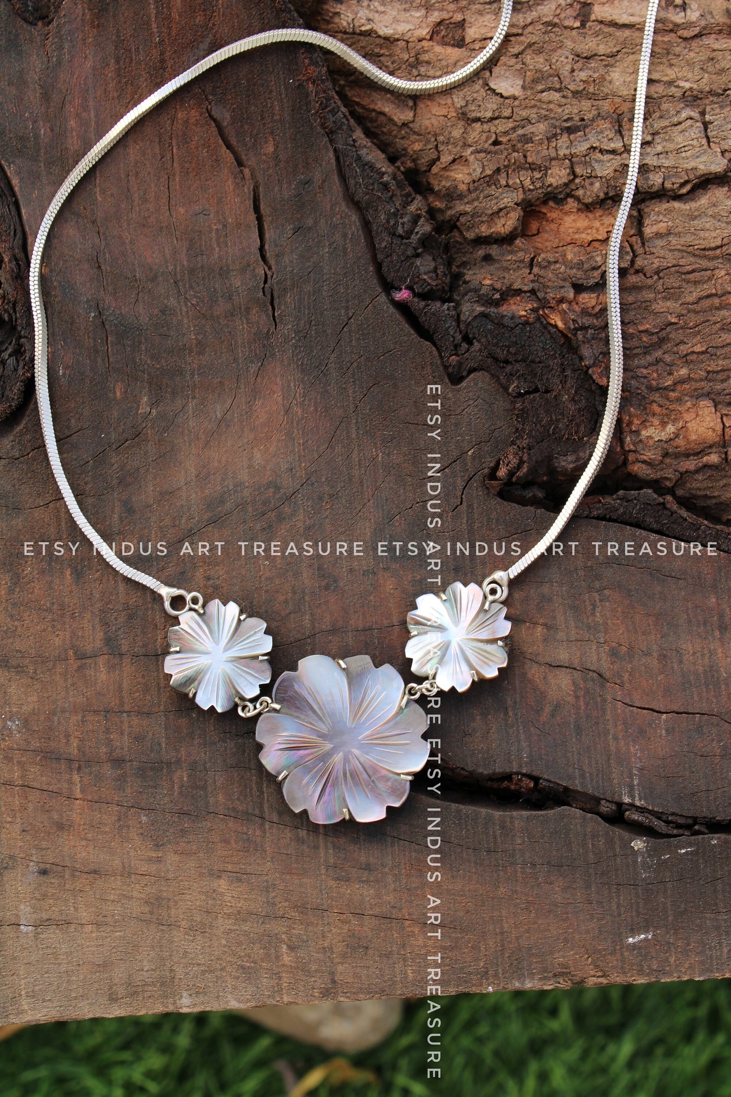 Black Mother of Pearl Pendant for Necklace