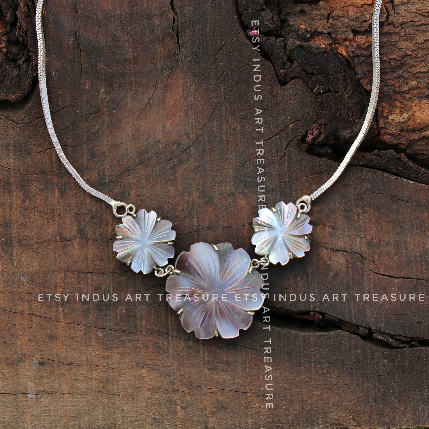 Black Mother of Pearl Pendant for Necklace