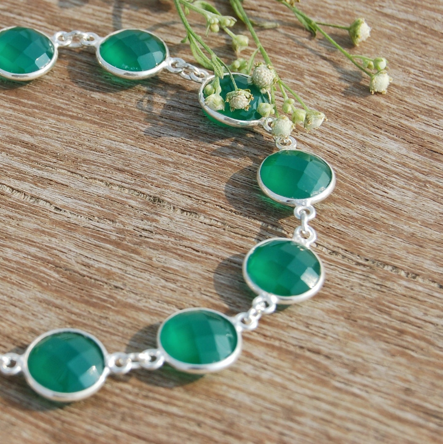 Green Onyx Round Checker Cut Bracelet
