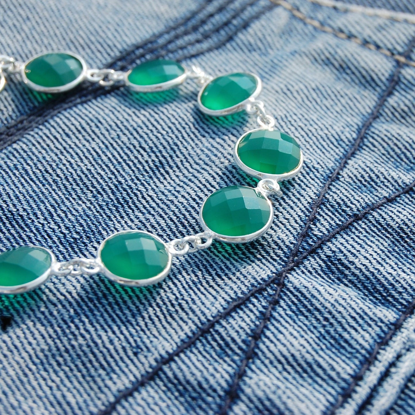 Green Onyx Round Checker Cut Bracelet