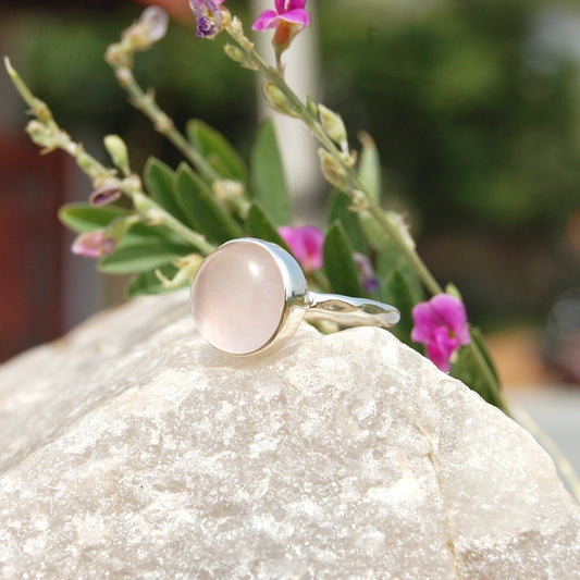 Rose Quartz Round Hammered Band Ring