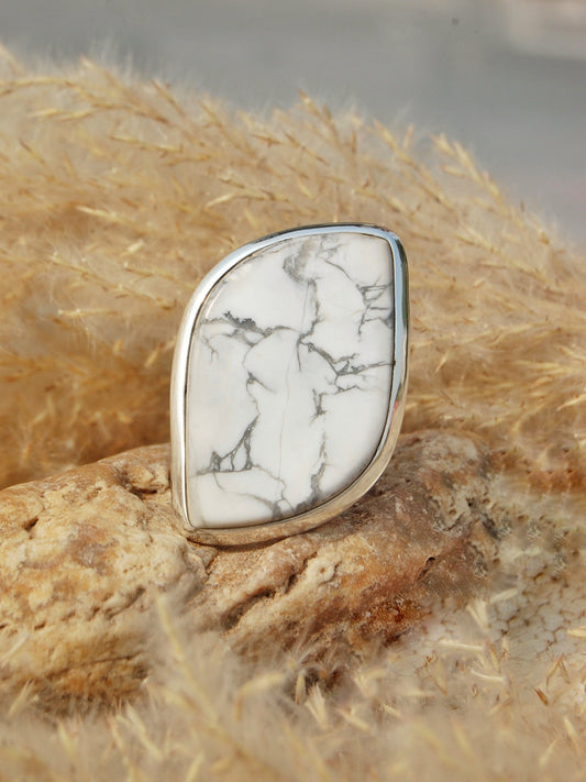 Unique Howlite Statement Ring