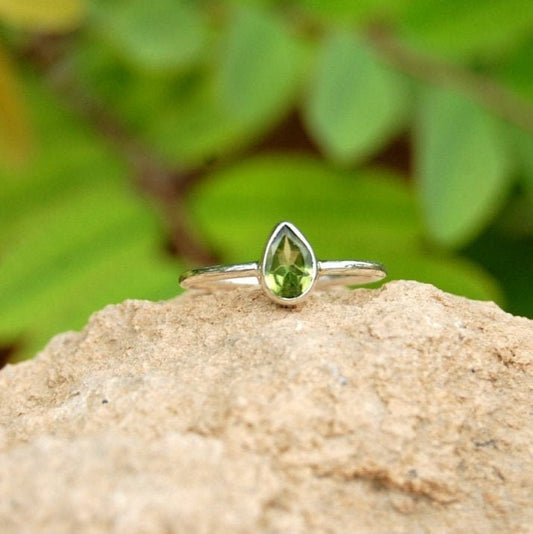 Peridot Dainty Ring