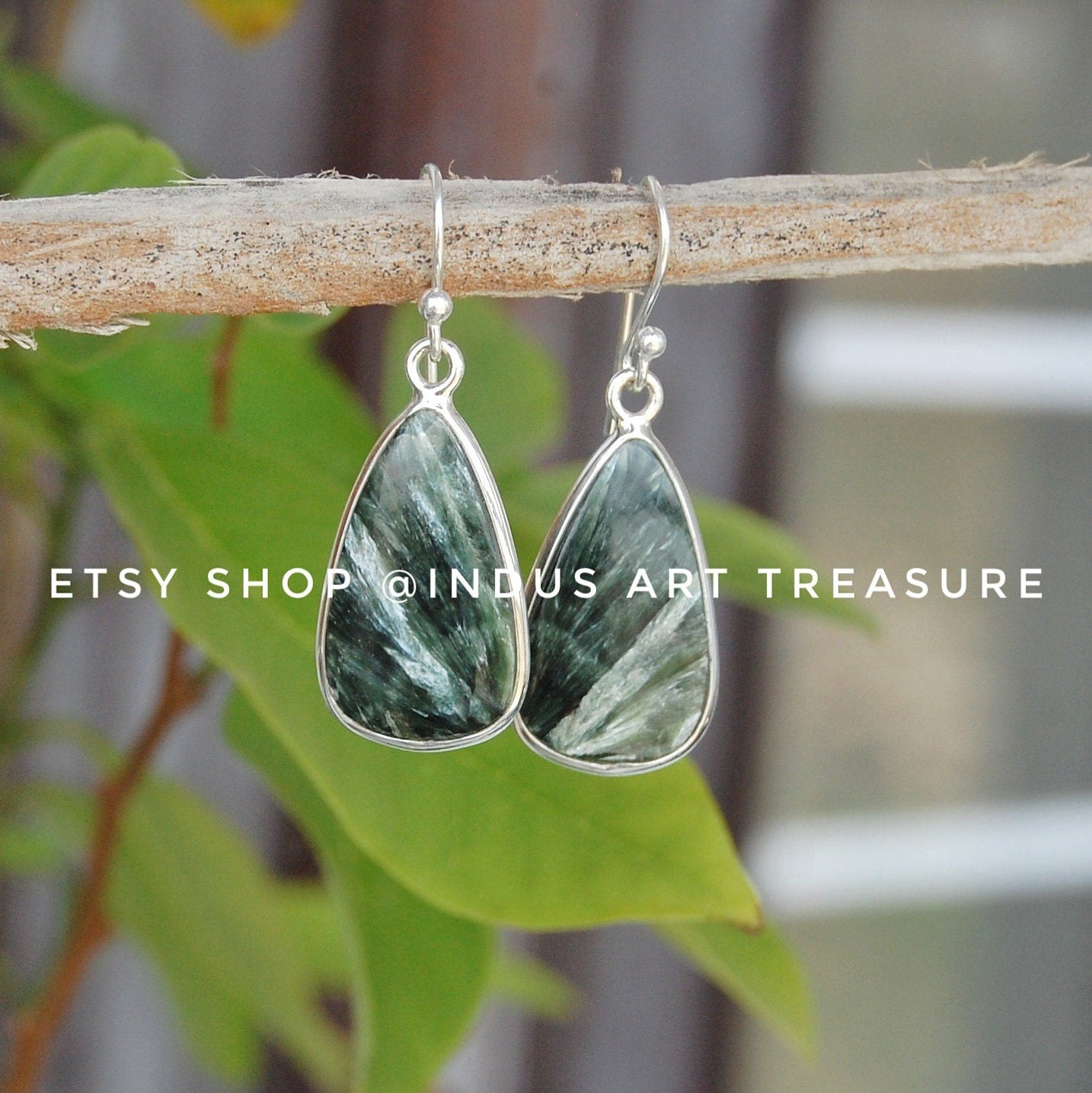 Pretty Seraphinite Drop Earrings