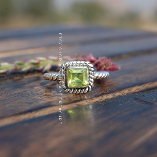 Green Peridot Twisted Band Ring
