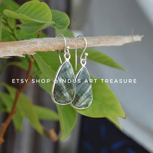 Pretty Seraphinite Drop Earrings