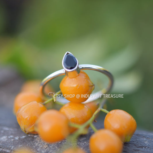 Black Onyx Dainty Ring
