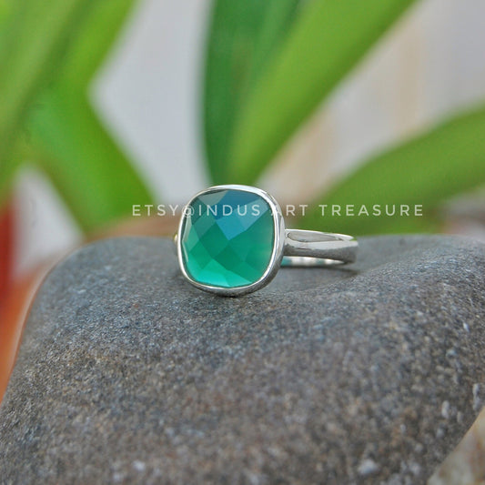 Green Onyx Ring