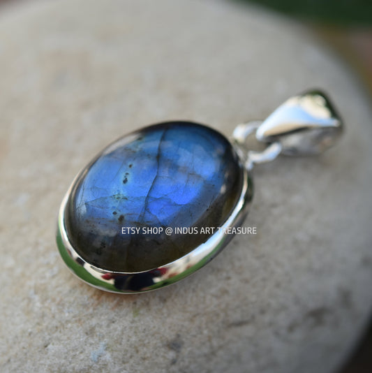 Blue Labradorite Pendant
