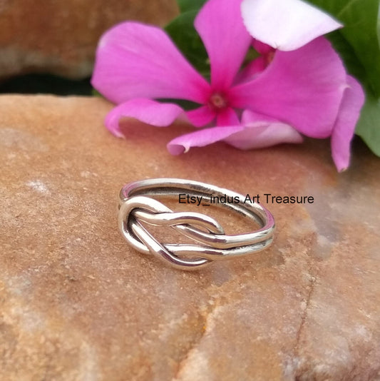 Double Knot Ring