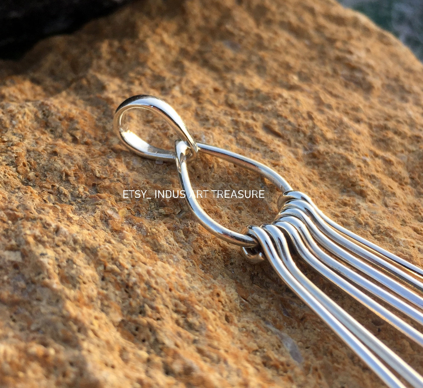 925 Sterling Silver Raindrop Pendant